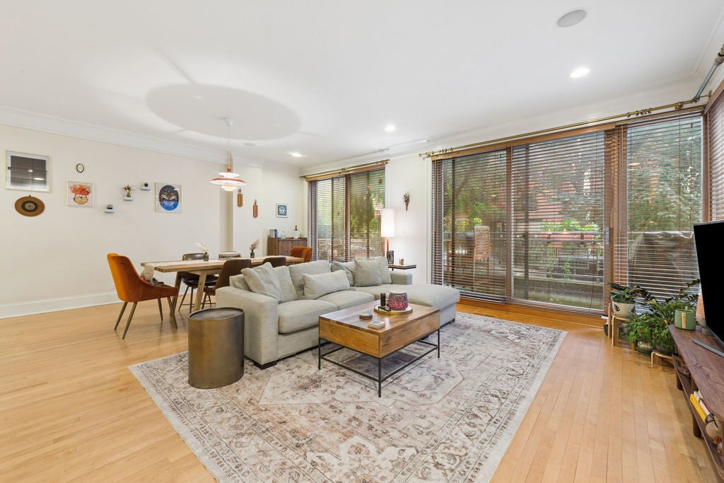 2315 W Wabansia Avenue 1E