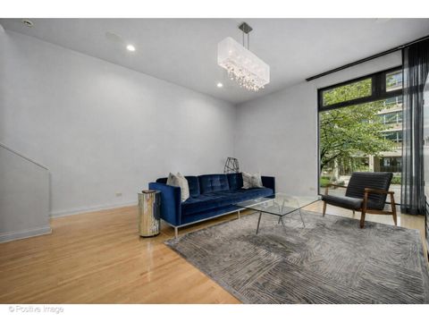 Tiny photo for 65 W Schiller Street, Chicago, IL 60610 (MLS # 12581289)