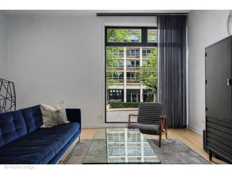 Tiny photo for 65 W Schiller Street, Chicago, IL 60610 (MLS # 12581289)