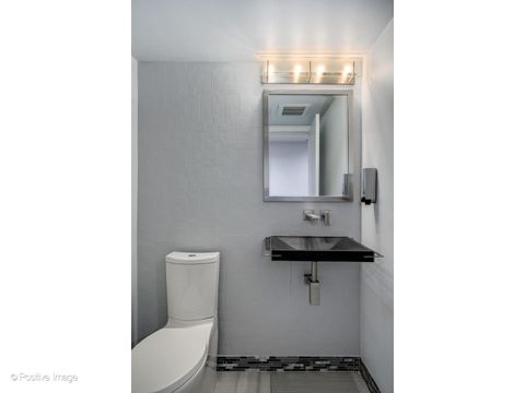 Tiny photo for 65 W Schiller Street, Chicago, IL 60610 (MLS # 12581289)
