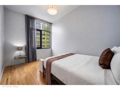 Tiny photo for 65 W Schiller Street, Chicago, IL 60610 (MLS # 12581289)