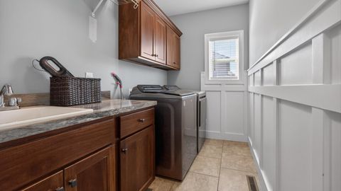 Tiny photo for 8 Flint Court, Bloomington, IL 61705 (MLS # 12609389)
