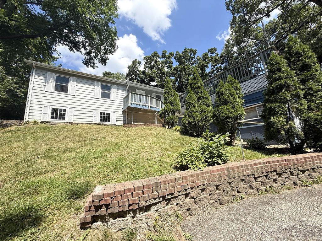 Photo for 541 Blackhawk Drive, Lake In The Hills, IL 60156 (MLS # 12446671)