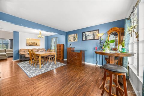 Tiny photo for 2921 Brisbane Drive, Lake In The Hills, IL 60156 (MLS # 12626144)