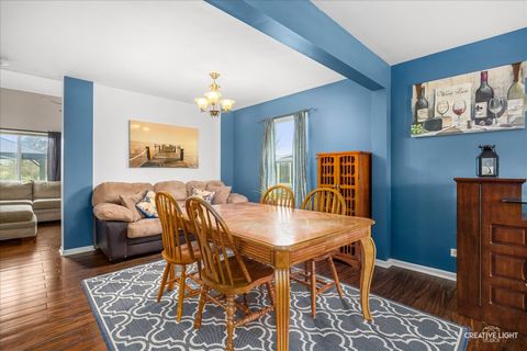 Tiny photo for 2921 Brisbane Drive, Lake In The Hills, IL 60156 (MLS # 12626144)