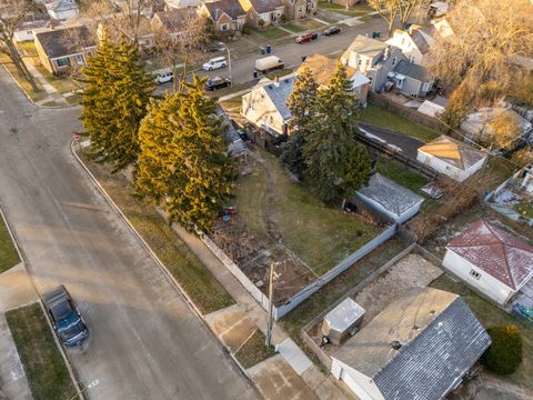 A home in Evergreen Park
