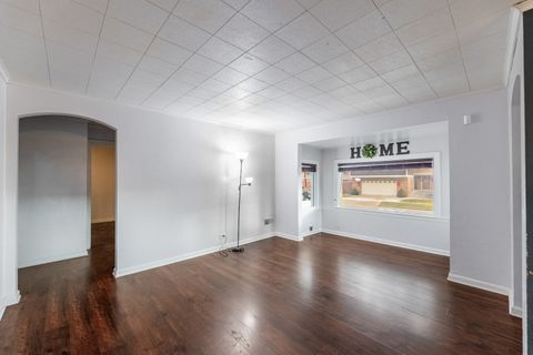 A home in Evergreen Park