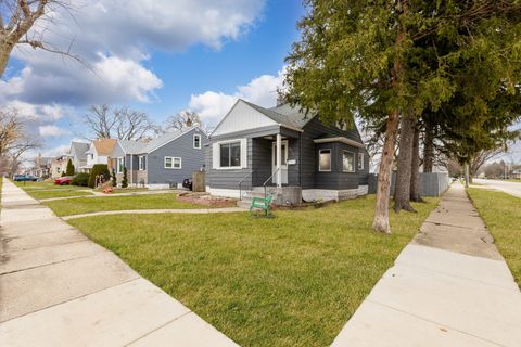 A home in Evergreen Park