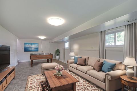 Tiny photo for 70 N Ridgemoor Avenue, Mundelein, IL 60060 (MLS # 12480082)
