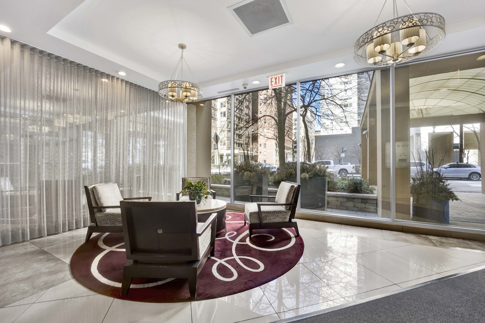 247 E CHESTNUT Street 1201