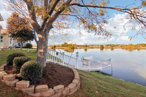 Tiny photo for 328 Legacy Court, Grayslake, IL 60030 (MLS # 12530304)