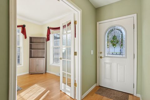 Tiny photo for 328 Legacy Court, Grayslake, IL 60030 (MLS # 12530304)