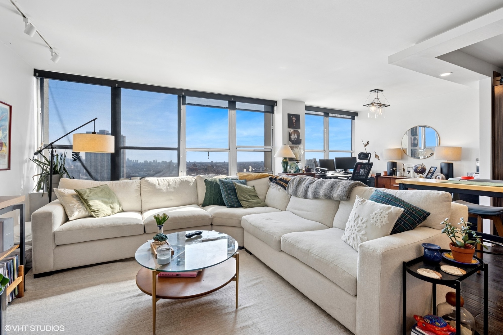 655 W irving park Road 2903