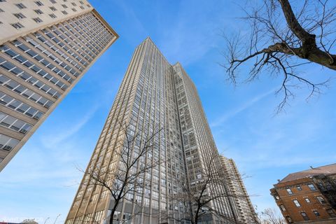 655 W irving park Road 2903 Chicago IL 60613