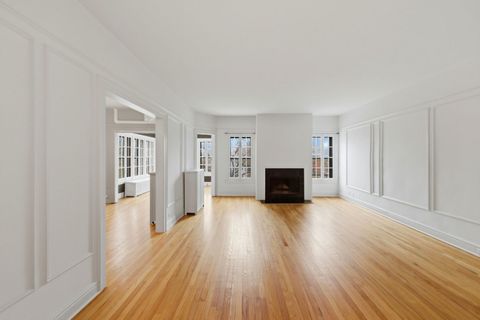 Tiny photo for 540 Sheridan Road #3, Evanston, IL 60202 (MLS # 12611266)