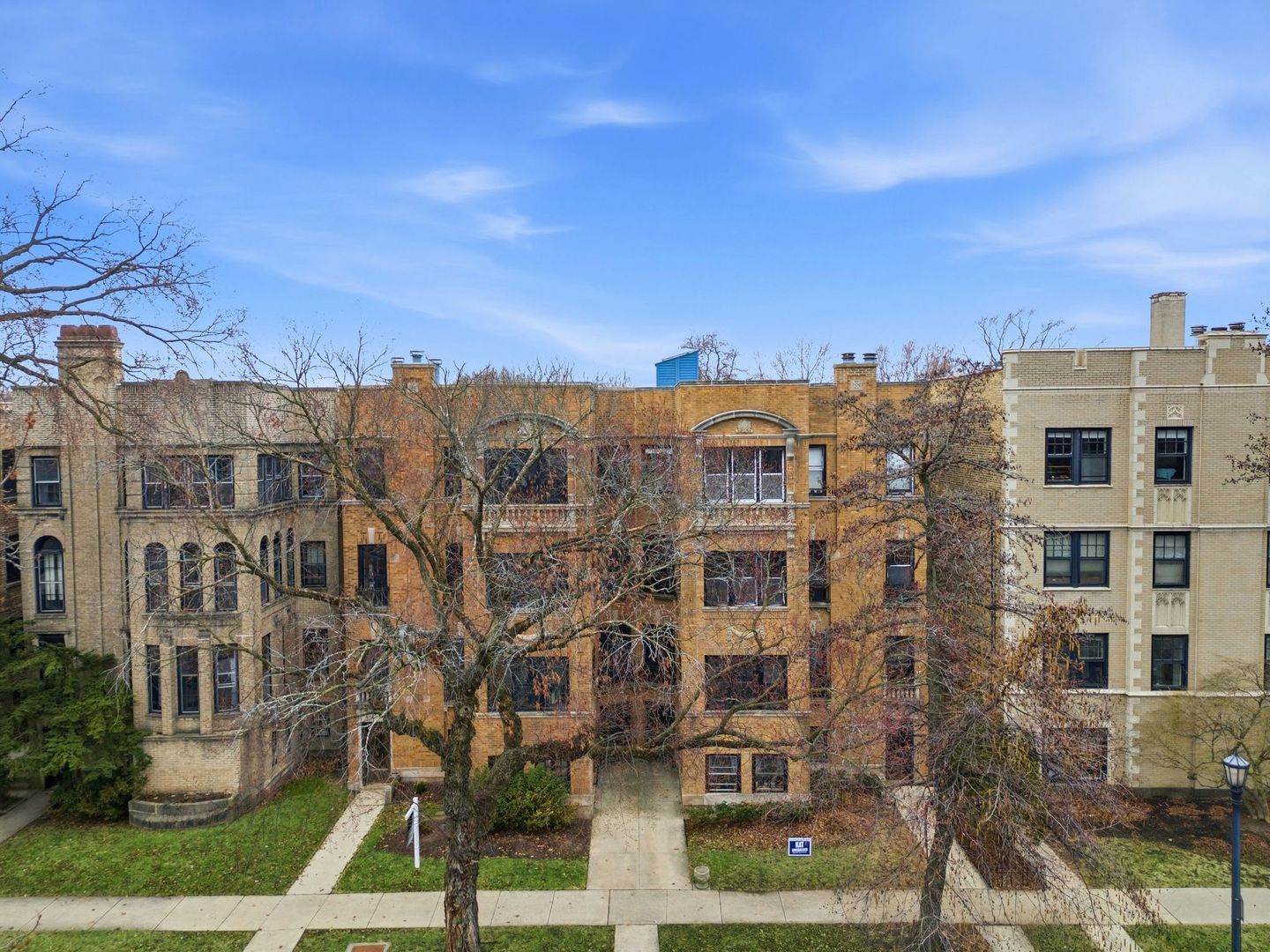 540 Sheridan Road 3