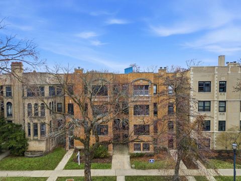 Tiny photo for 540 Sheridan Road #3, Evanston, IL 60202 (MLS # 12611266)