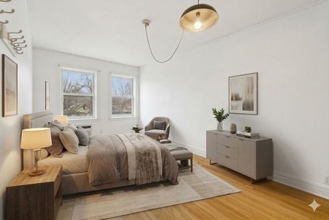 Tiny photo for 540 Sheridan Road #3, Evanston, IL 60202 (MLS # 12611266)