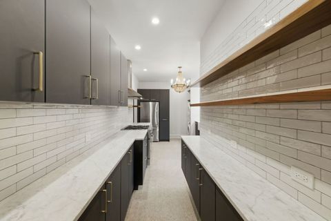 Tiny photo for 540 Sheridan Road #3, Evanston, IL 60202 (MLS # 12611266)