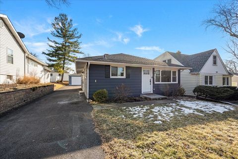 Photo of 130 Division Street, Geneva, IL 60134 (MLS # 12569973)