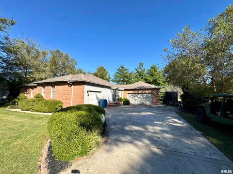 Tiny photo for 1801 COLONIAL Drive, Marion, IL 62959 (MLS # EB460134)