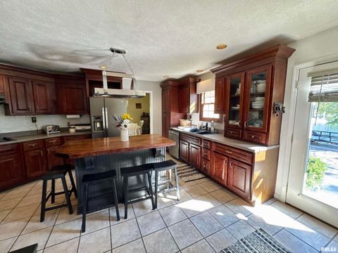 Tiny photo for 1801 COLONIAL Drive, Marion, IL 62959 (MLS # EB460134)