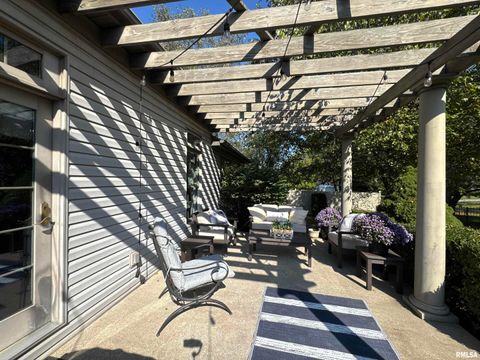 Tiny photo for 1801 COLONIAL Drive, Marion, IL 62959 (MLS # EB460134)