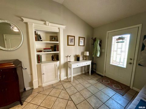 Tiny photo for 1801 COLONIAL Drive, Marion, IL 62959 (MLS # EB460134)