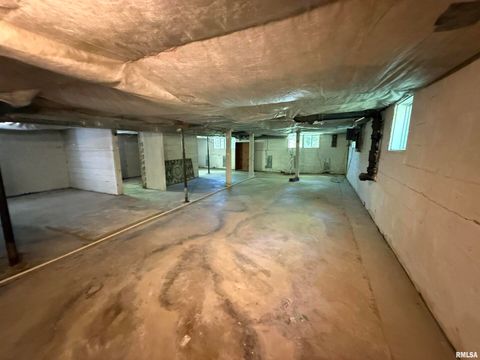 Tiny photo for 1312 W SYCAMORE Street, Carbondale, IL 62901 (MLS # EB458119)