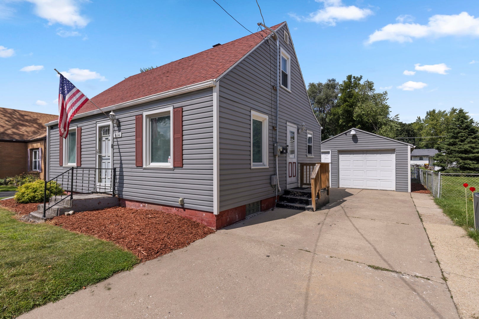 614 Frances Avenue