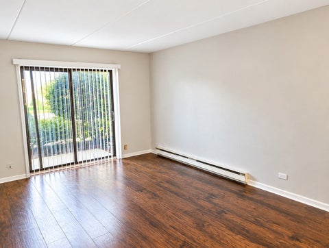 Tiny photo for 850 Des Plaines Avenue #101, Forest Park, IL 60130 (MLS # 12779187)