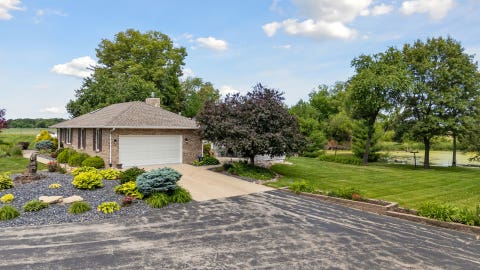 Tiny photo for 23709 66th Avenue N, Port Byron, IL 61275 (MLS # 12669348)