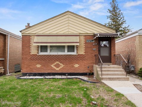 4819 S Leamington Avenue Chicago IL 60638
