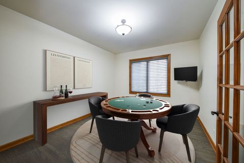 Tiny photo for 2009 MacKenzie Place #2009, Wheaton, IL 60187 (MLS # 12603711)