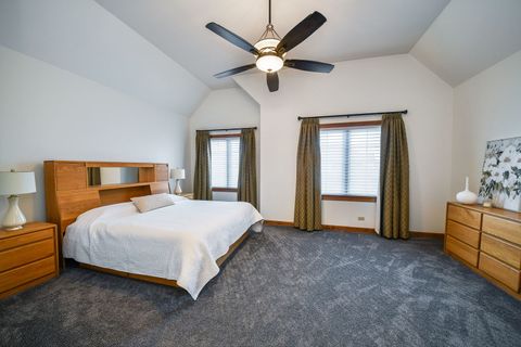 Tiny photo for 2009 MacKenzie Place #2009, Wheaton, IL 60187 (MLS # 12603711)