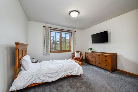 Tiny photo for 2009 MacKenzie Place #2009, Wheaton, IL 60187 (MLS # 12603711)