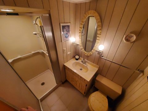 Tiny photo for 3614 Main Street, Skokie, IL 60076 (MLS # 12543043)