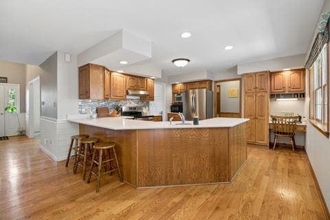 Tiny photo for 1190 Vantage Lane, Bourbonnais, IL 60914 (MLS # 12705442)