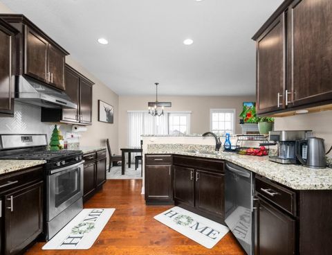 Tiny photo for 67 Cobblestone Lane, Le Claire, IA 52753 (MLS # 12569619)