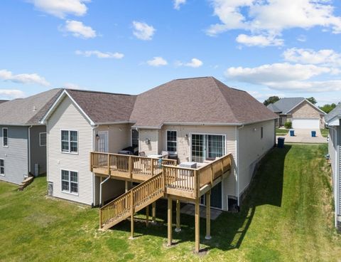 Tiny photo for 67 Cobblestone Lane, Le Claire, IA 52753 (MLS # 12569619)