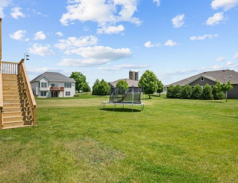 Tiny photo for 67 Cobblestone Lane, Le Claire, IA 52753 (MLS # 12569619)