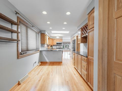 Tiny photo for 5127 S New England Avenue, Chicago, IL 60638 (MLS # 12628983)