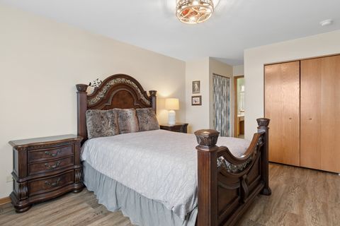 Tiny photo for 414 Coventry Circle #414, Glendale Heights, IL 60139 (MLS # 12617944)