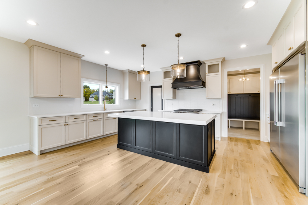 9004 Port Washington Drive