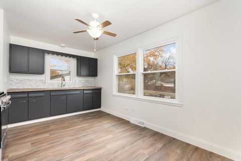 Tiny photo for 9116 Fairway Drive, Orland Park, IL 60462 (MLS # 12516278)