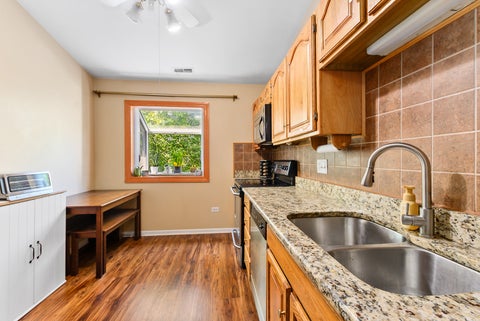 Tiny photo for 713 Elizabeth Drive #24-D, Wood Dale, IL 60191 (MLS # 12750052)