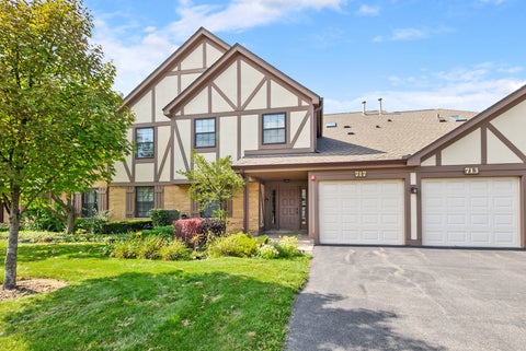 Photo of 713 Elizabeth Drive #24-D, Wood Dale, IL 60191 (MLS # 12750052)