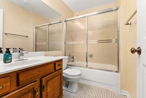 Tiny photo for 713 Elizabeth Drive #24-D, Wood Dale, IL 60191 (MLS # 12750052)