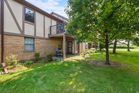 Tiny photo for 713 Elizabeth Drive #24-D, Wood Dale, IL 60191 (MLS # 12750052)