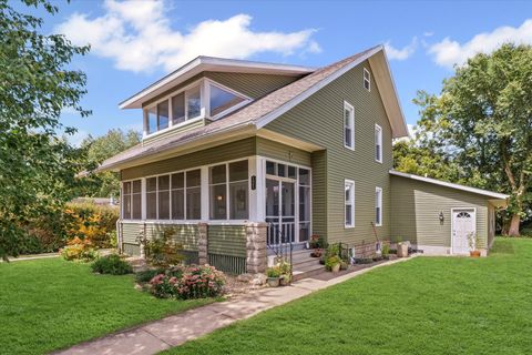 Photo of 121 W Martin Street, Forrest, IL 61741 (MLS # 12459252)